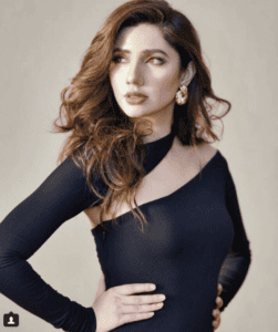 Mahira Khan hair style