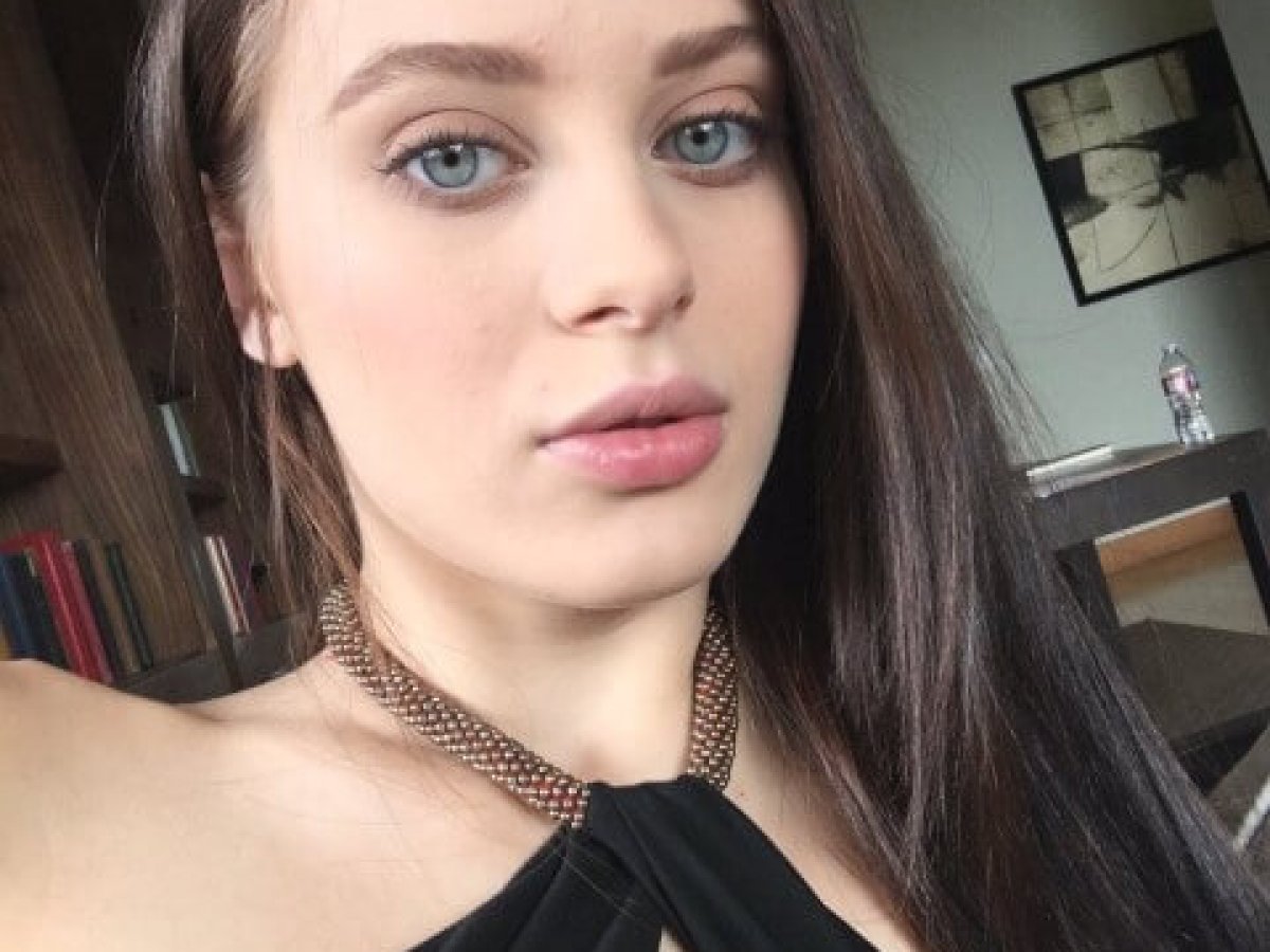 What Is Lana Rhoades Net Worth Wiki Biography Age Height Boyfriend Images And Photos Finder