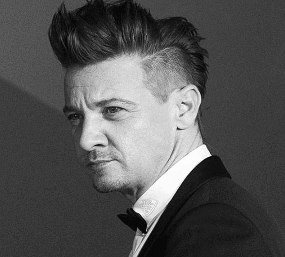 Jeremy Renner Biography, Height, Weight, Age, Affair, Family, Wiki