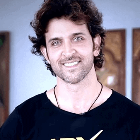 Hrithik Roshan Biography, Height, Weight, Age, Affair, Family, Wiki