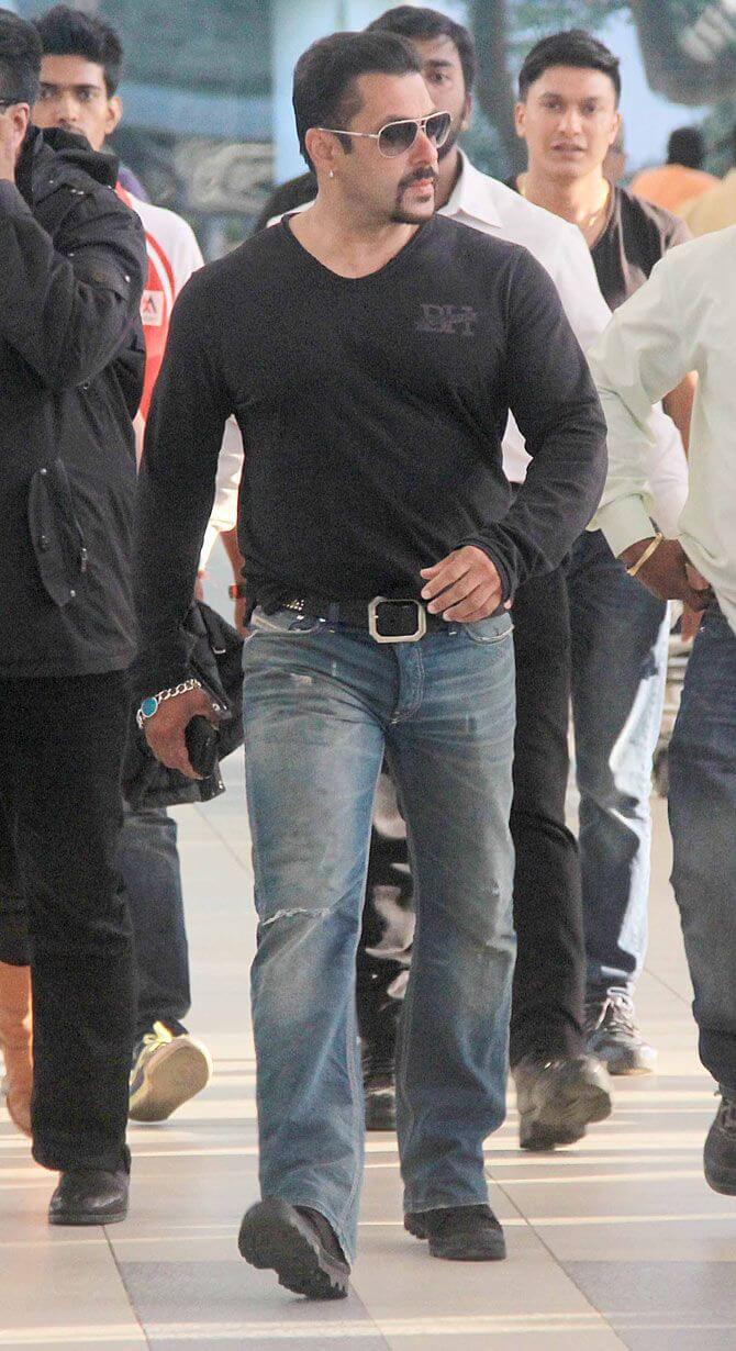 Salman Khan Walking In Public