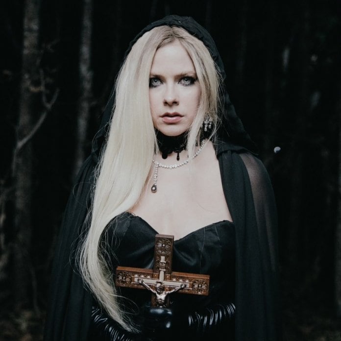 Avril Lavigne Biography